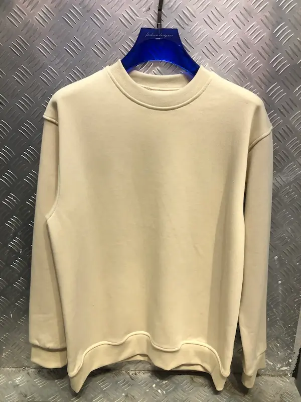 دورس سه‌نخ مردانه کرم روشن با فرم باکسی BAZARELL | Men's Cream Boxy Fit Three-Thread Sweatshirt