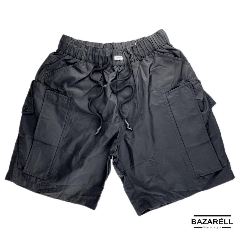 شلوارک کارگو مردانه مشکی طرح بالنسیاگا – استایل اسپرت کاربردی با جیب‌های بزرگ • Men’s Black Cargo balenciaga Shorts – Sporty Utility Style with Functional Pockets