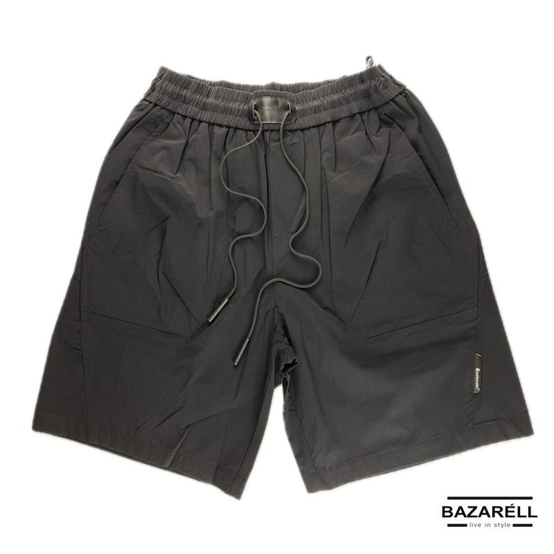 شلوارک مشکی اسپرت مردانه با طراحی مینیمال و بند قابل تنظیم | Black Minimalist Sports Shorts with Adjustable Drawstring