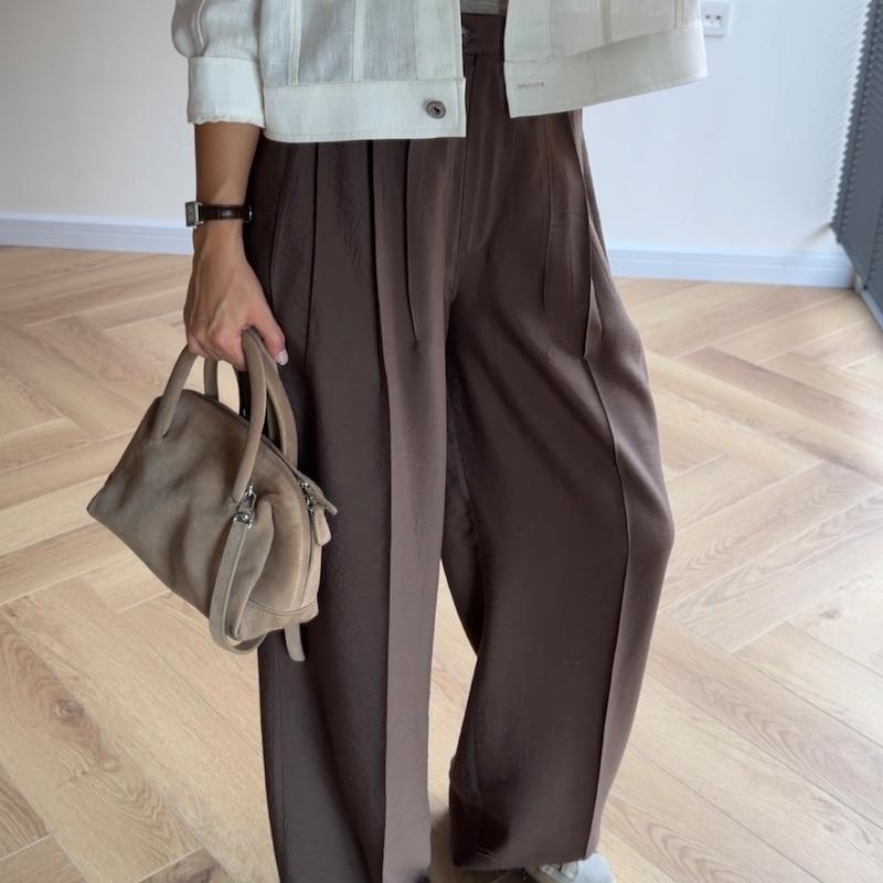 شلوار قهوه ای