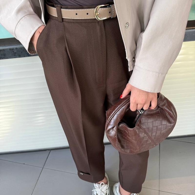 شلوار قهوه ای