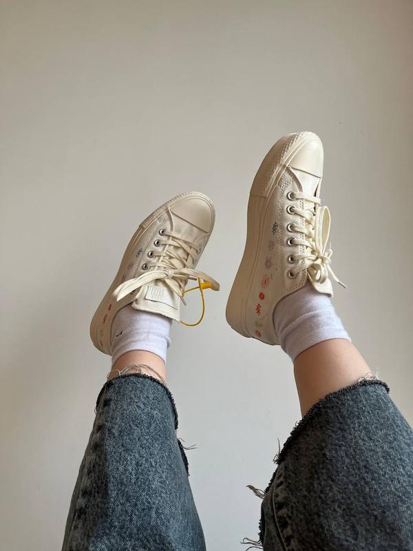 کانورس گلدوزی converse patchwork💐