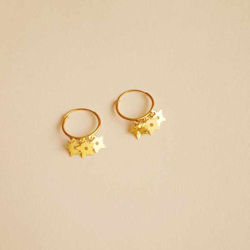 گوشواره زنانه طلا ۱۸ عیار حلقه ای و ستاره گالری زربام