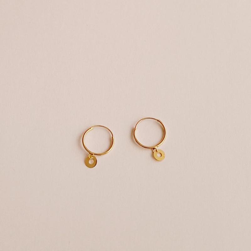 گوشواره بچگانه طلا ۱۸ عیار حلقه ای پولکی گالری زربام