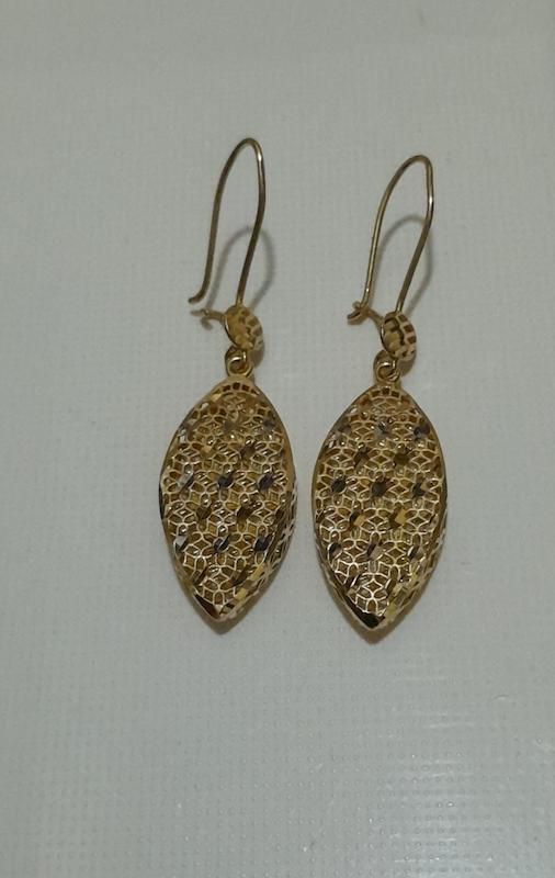 گوشواره زنانه طلا ۱۸ عیار گوشواره تراش بدون نگین کد ۶۰۷ گالری طلای عزیز