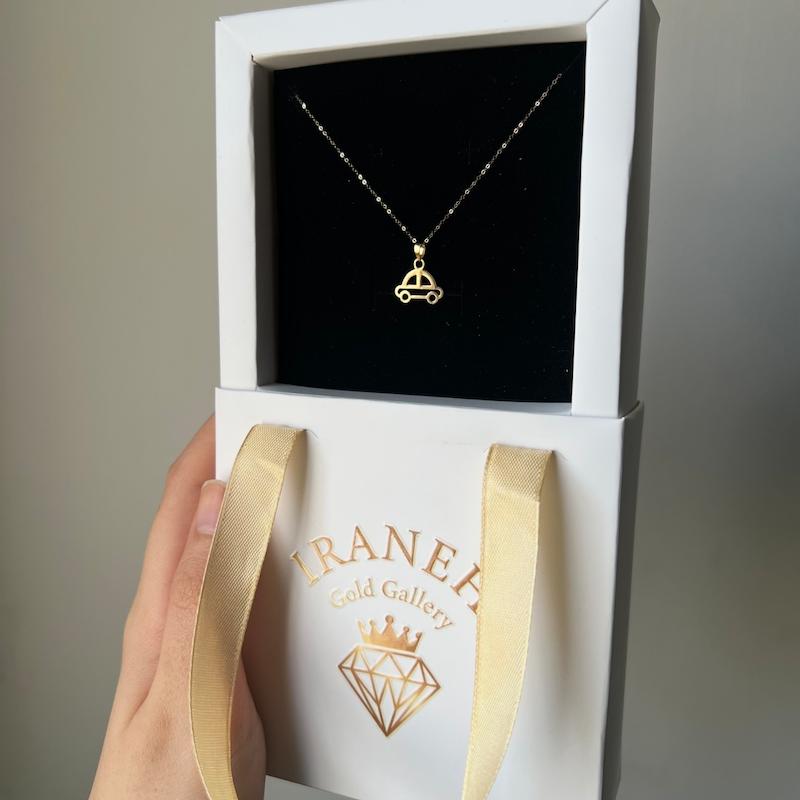 آویز بچگانه طلا ۱۸ عیار ماشین گالری طلای ایرانه
