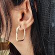 گوشواره زنانه طلا ۱۸ عیار گوشواره پروفیل ژینا ۲ گالری طلای دانژه