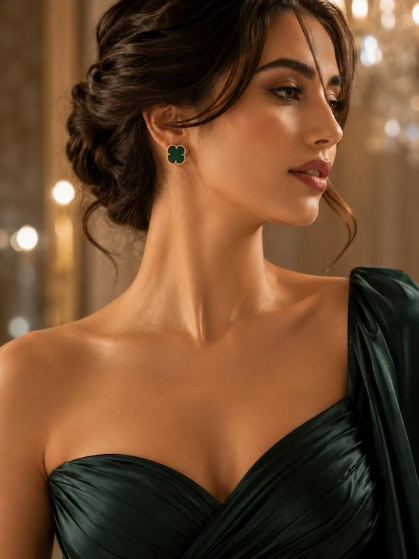 گوشواره زنانه طلا ۱۸ عیار گوشواره ونکلیف جواهری سما