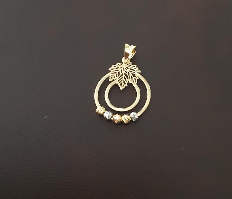 آویز زنانه طلا ۱۸ عیار مدل گوی و برگ دلفین گلد گالری