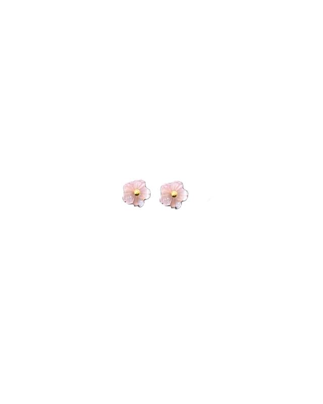 گوشواره زنانه طلا ۱۸ عیار صدف۶۴۰۰ گالری طلای شفیع