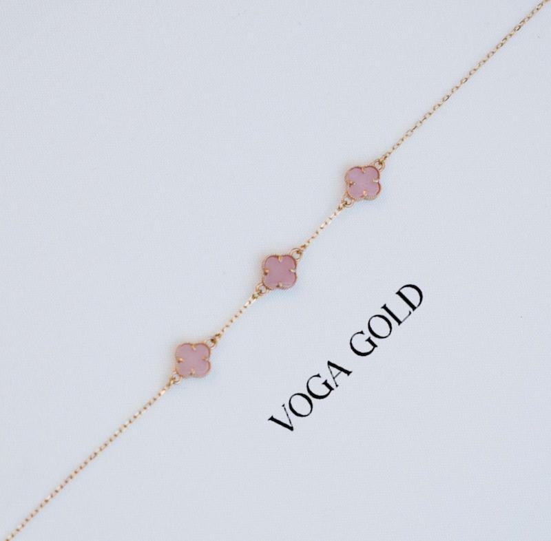 دستبند زنانه طلا ۱۸ عیار ونکلیف سه گل سنگ صورتی VoGa GOLD