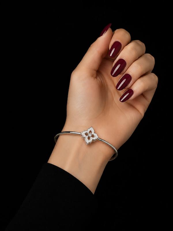 دستبند زنانه طلا ۱۸ عیار دستنبد اکسترا(بدون اجرت) گالری ملوکانه