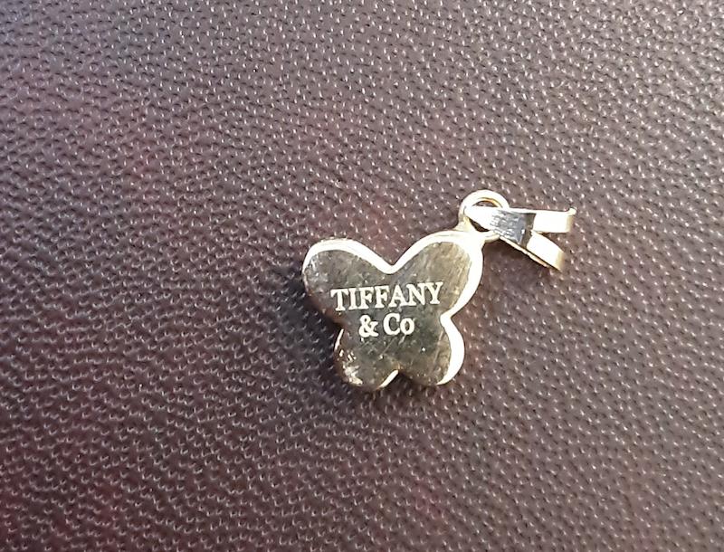 آویز زنانه طلا ۱۸ عیار مدل پروانه تیفانی دلفین گلد گالری