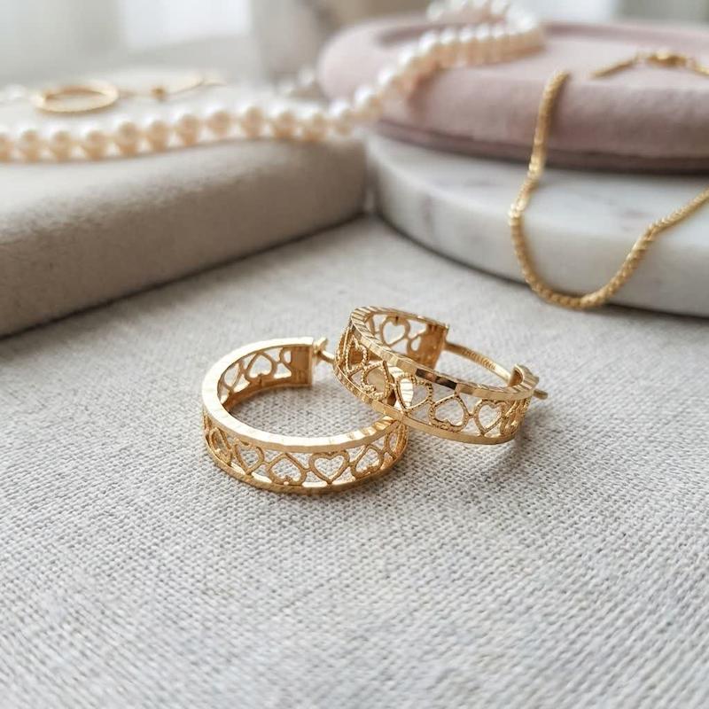 گوشواره زنانه طلا ۱۸ عیار گوشواره حلقه‌ای T7 y86 قلب گالری انارکی