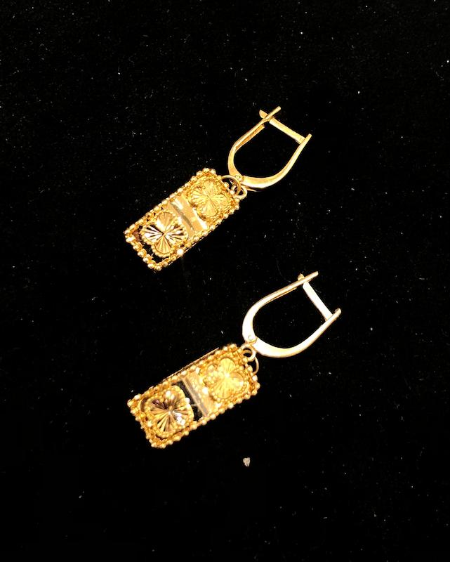 گوشواره زنانه طلا ۱۸ عیار گوشواره ونکلیف درین