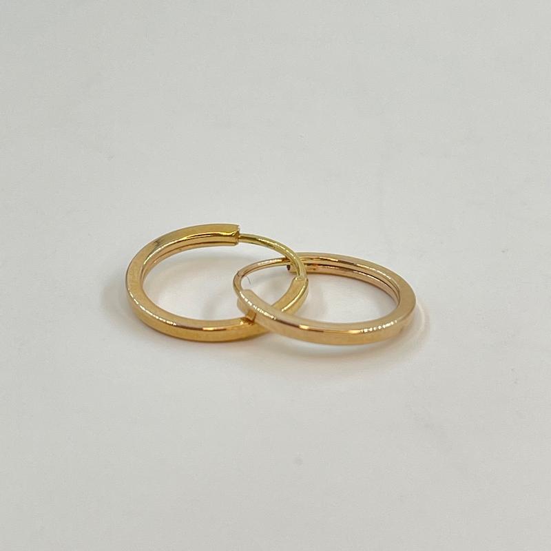 گوشواره زنانه طلا ۱۸ عیار گوشواره حلقه گالری طلا و جواهر زن روز