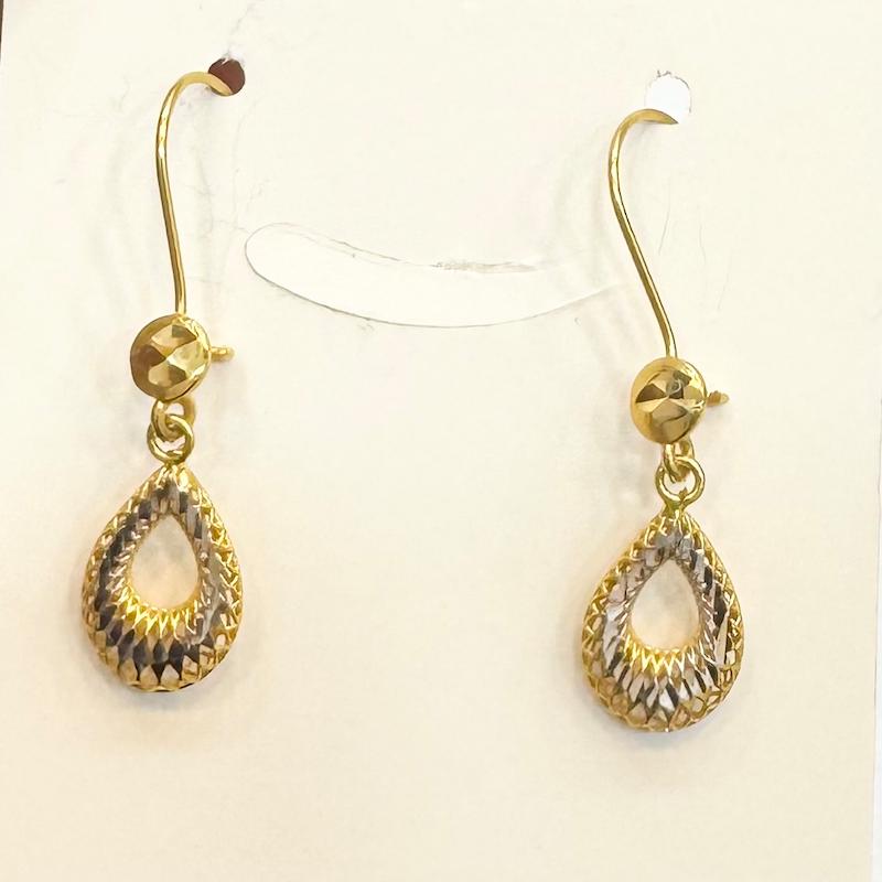 گوشواره طلا ۱۸ عیار گوشواره اشک تراش دار گالری طلا و جواهرات بهروان