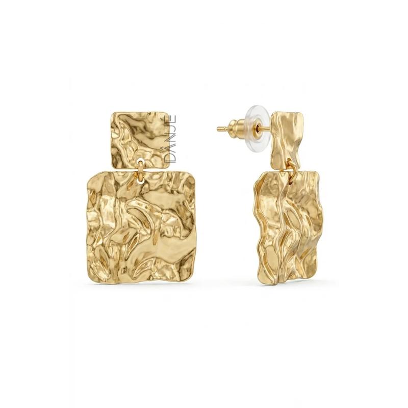 گوشواره زنانه طلا ۱۸ عیار گوشواره چیپسی اسکوئر گالری طلای دانژه