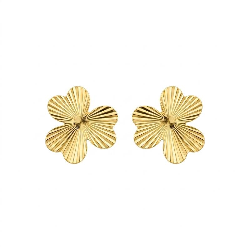 گوشواره زنانه طلا ۱۸ عیار گوشواره ونکلیف مینیمال ۳ برگ گالری طلای آنوشا