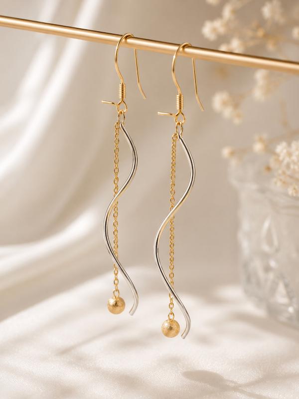 گوشواره زنانه طلا ۱۸ عیار گوشواره کرلی طلای شیک