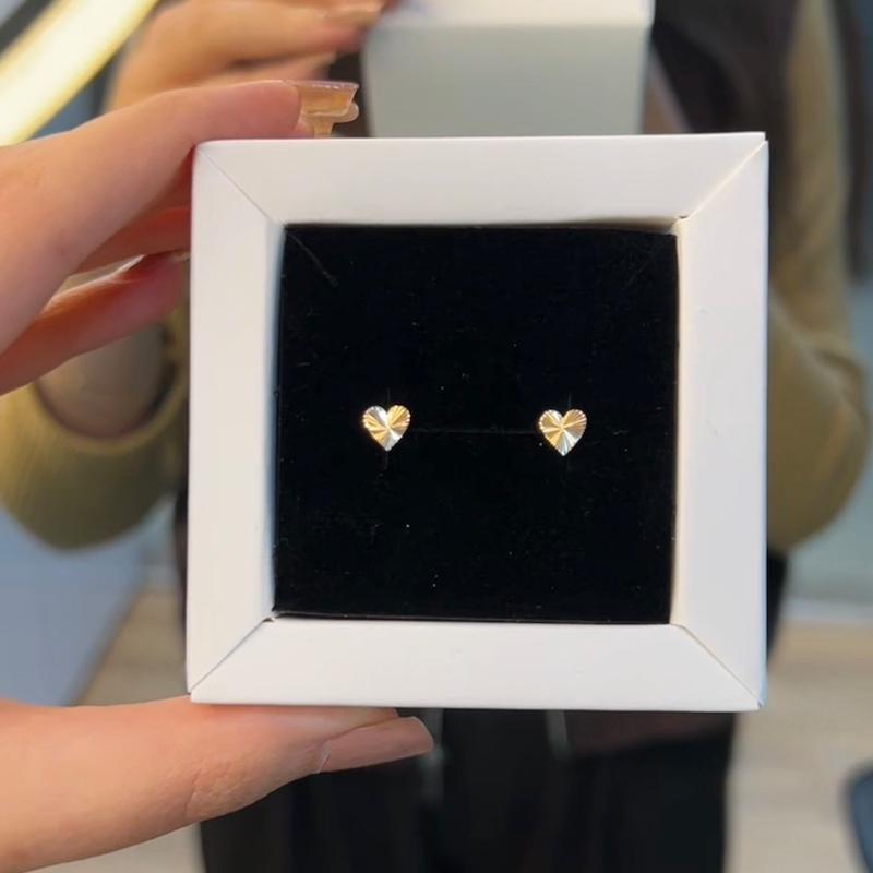 گوشواره زنانه طلا ۱۸ عیار قلبی گالری طلای ایرانه