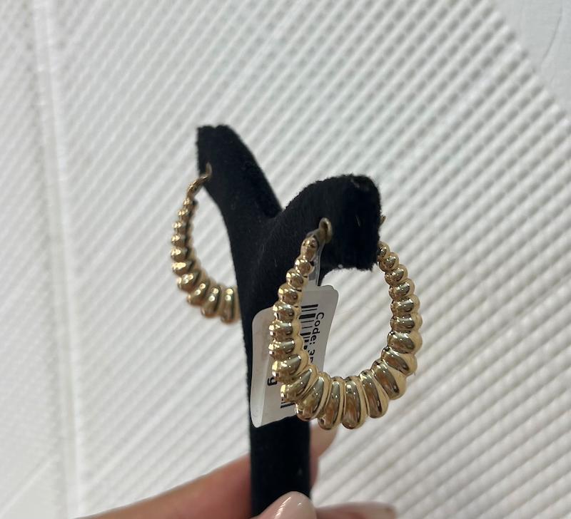 گوشواره طلا ۱۸ عیار گوشواره اکوا گالری بابل طلا