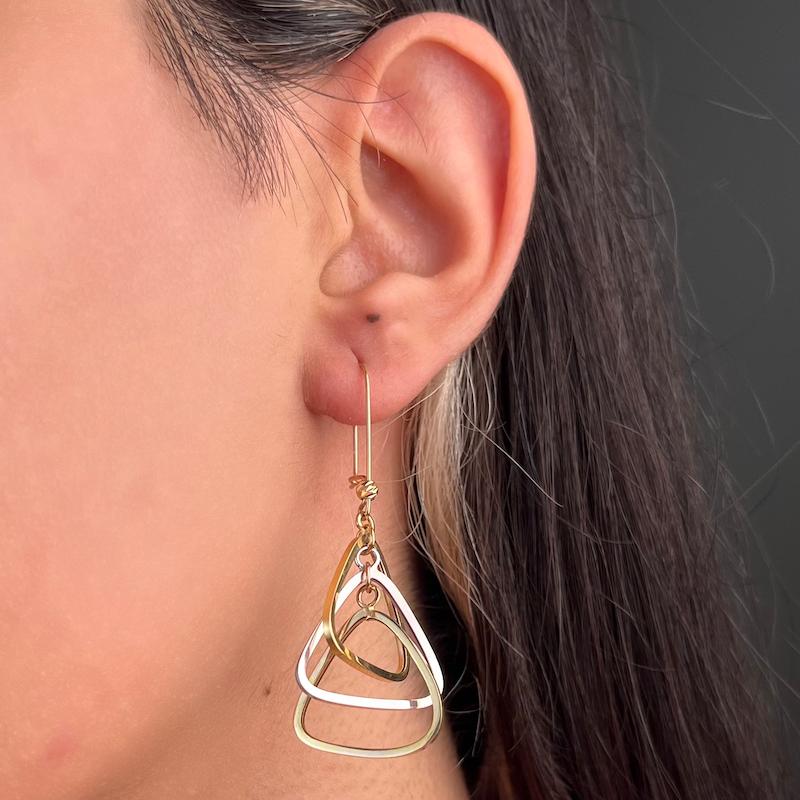 گوشواره طلا ۱۸ عیار 3 لاین کد 2 مندی گلد