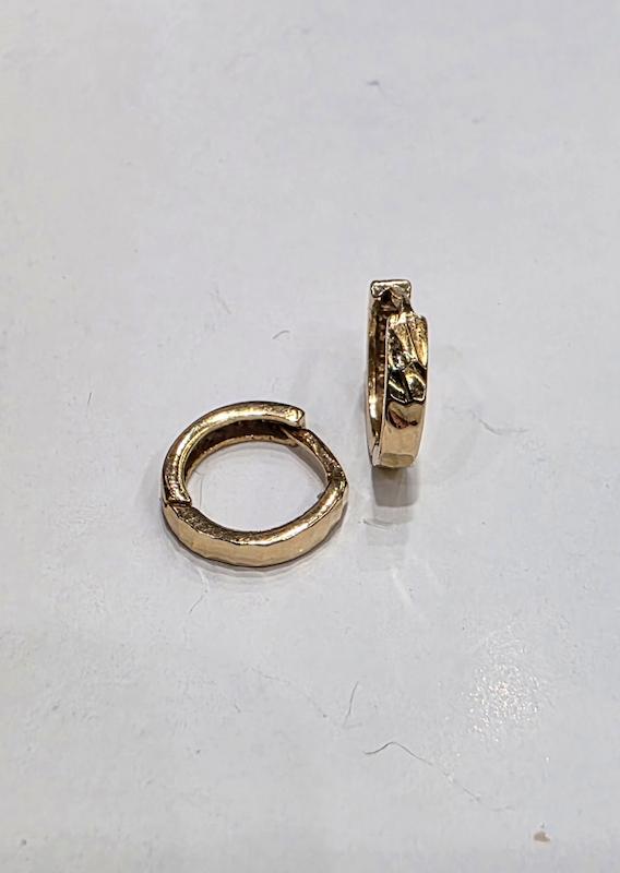 گوشواره بچگانه طلا ۱۸ عیار حلقه ای تراشدار زرماه گلد
