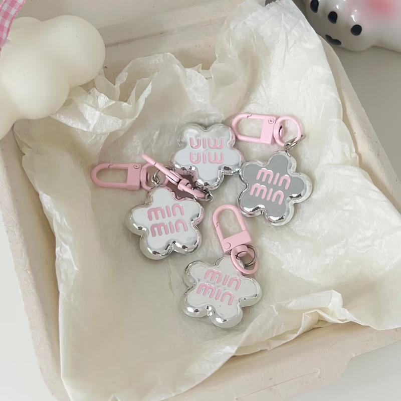 آویز میومیو - سفارش مستقیم از چین 