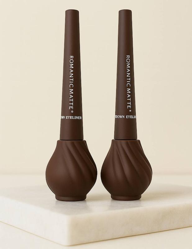 خط چشم قهوه ای برند  Romantic Matte