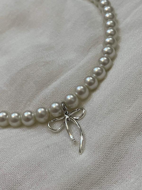 گردنبند مروارید – لمس ظرافت در دنیای خیال