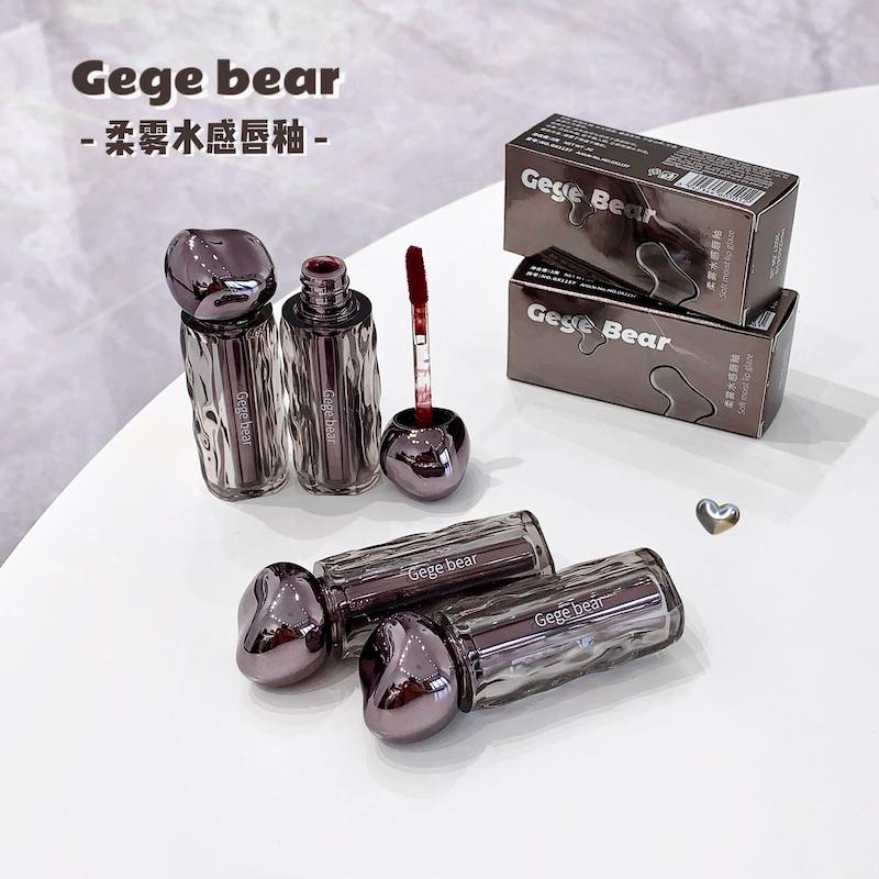رژ لب مخملی Gege Bear مدل Soft Moist – جذابیت در سطح بعدی!