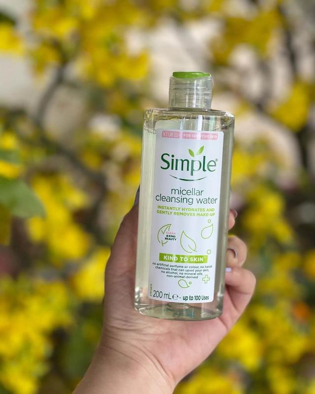 میسلار واتر مناسب انواع پوست حجم 200 میل سیمپل مدل Gently removes