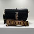 کیف فندی دوشی دو بنده fendi