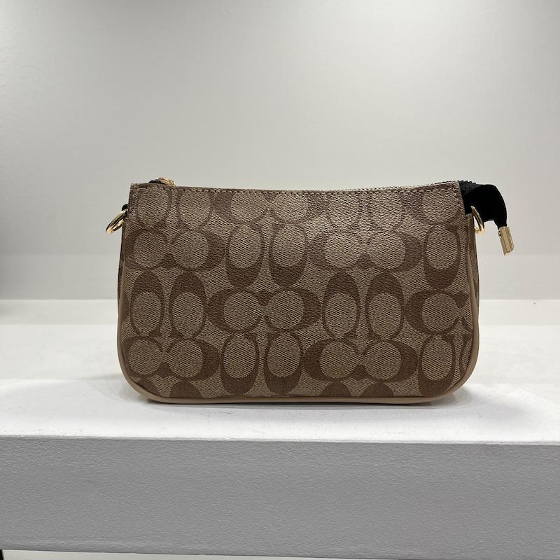 کیف دوشی کوچ طرح دار coach