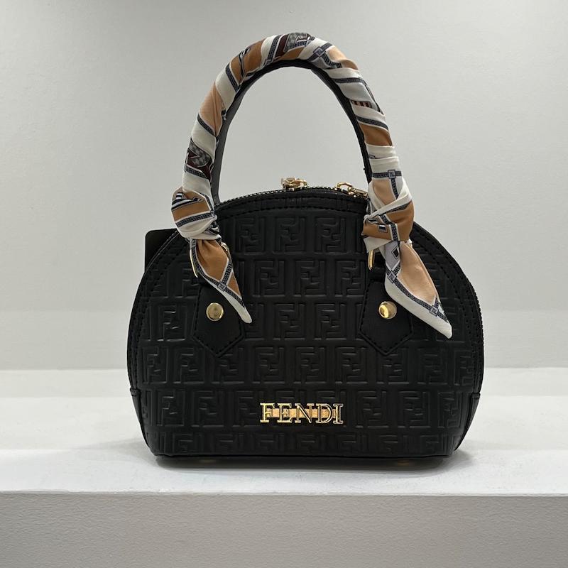 کیف فندی گنبدی دستی fendi