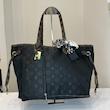 کیف لویی ویتون دوشی وارداتی Louis Vuitton