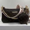 کیف دوشی لویی ویتون جلو زنجیر دار Louis Vuitton