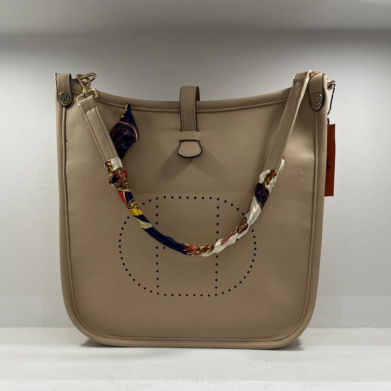 کیف هرمس دوشی پانچ دار بزرگ hermes