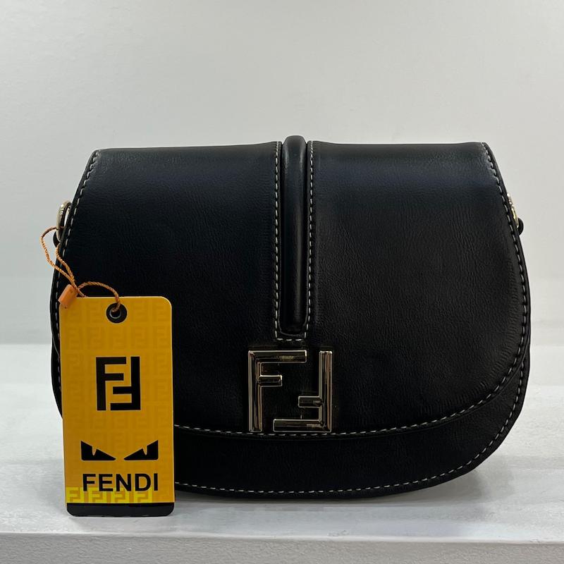 کیف دوشی فندی نیم دایره دوبند fendi
