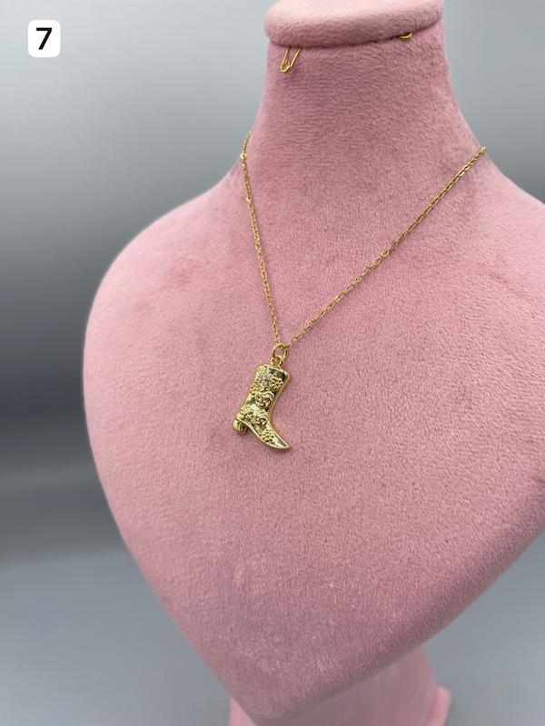 گردنبند چکمه طلایی 👑