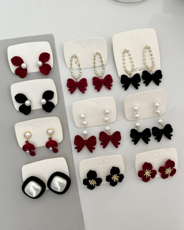 گوشواره مخملی