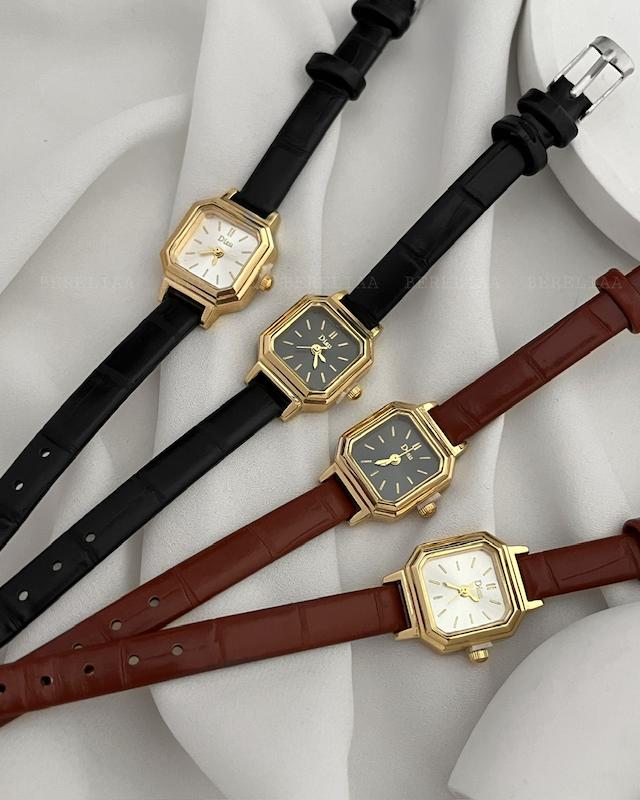 ساعت مربعی جم و جور