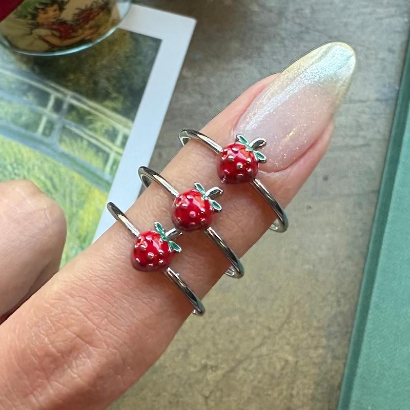 انگشتر توت فرنگی