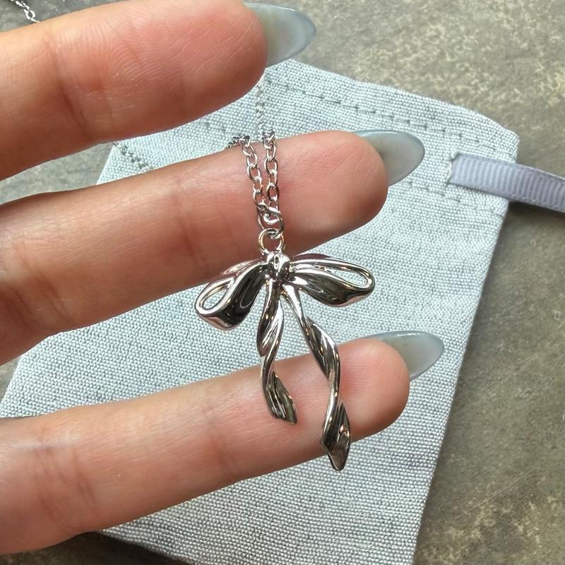 گردنبند Silver bow🕯️