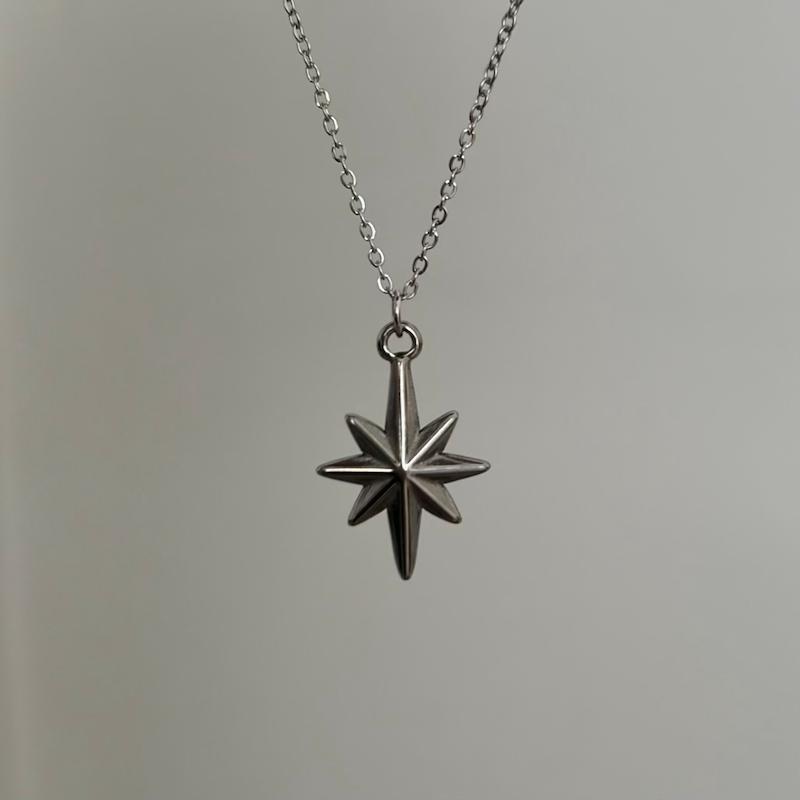 گردنبند Polaris Star✨