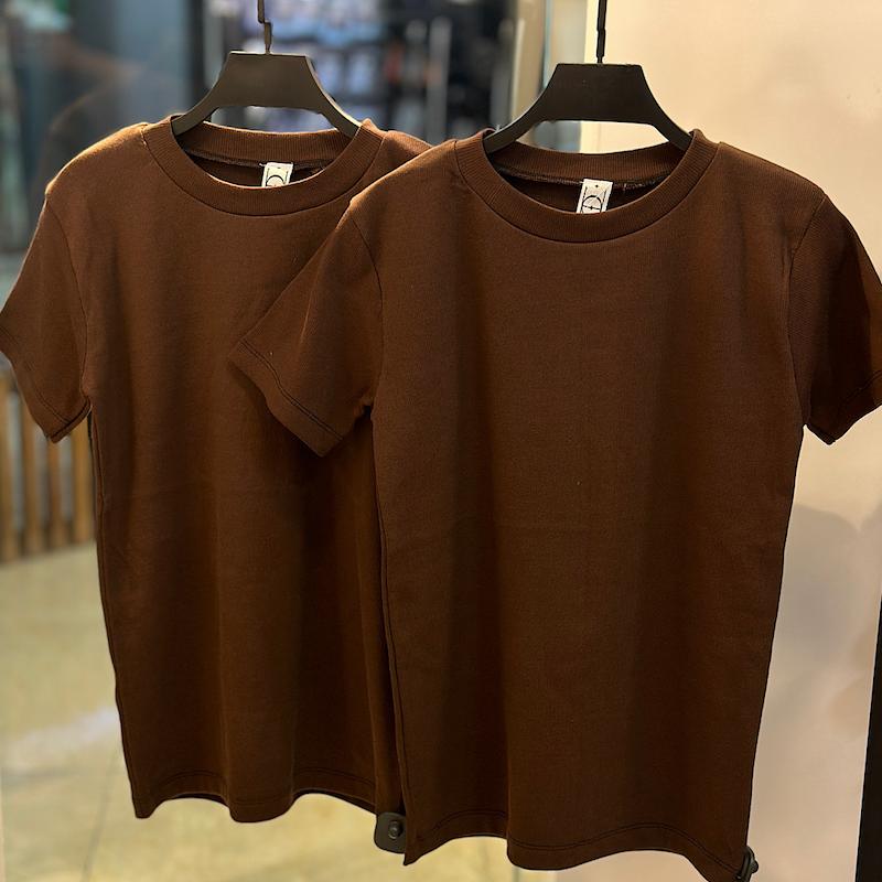 تیشرت قهوه ای