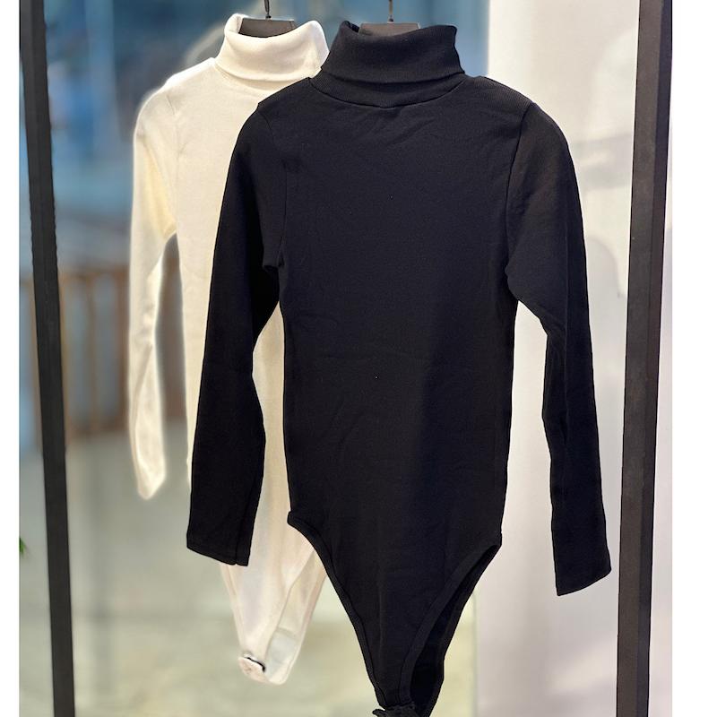 بادی یقه اسکی