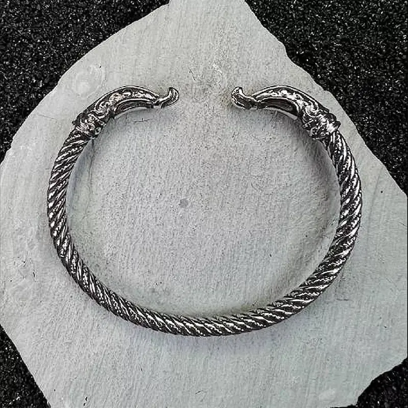 بنگل کلاغ مونین