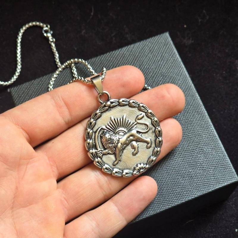پلاک شیر و خورشید